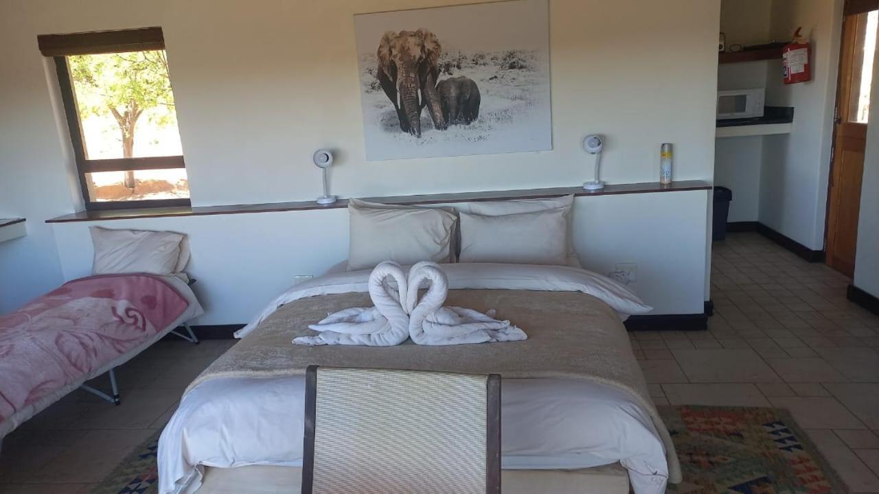 Rooilande Guest Farm Apartamento Laingsburg Exterior foto